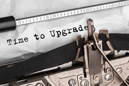 Blog | Neues Logo und neues Portfolio Schreibmaschine tippt Time to Upgrade