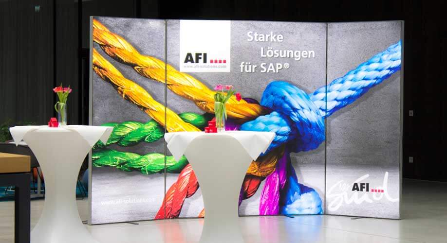 News Auftakt Eventreihe AFI Time4Solutions News Auftakt Eventreihe AFI Time4Solutions leuchtende Messewand