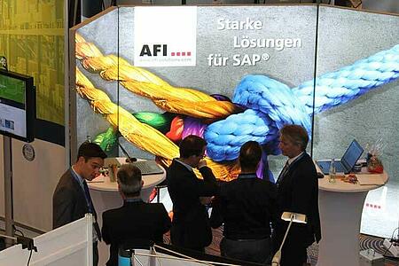 News AFI bei 9. BME eLOESUNGSTAGEMessestand Besucher AFI Mitarbeiter